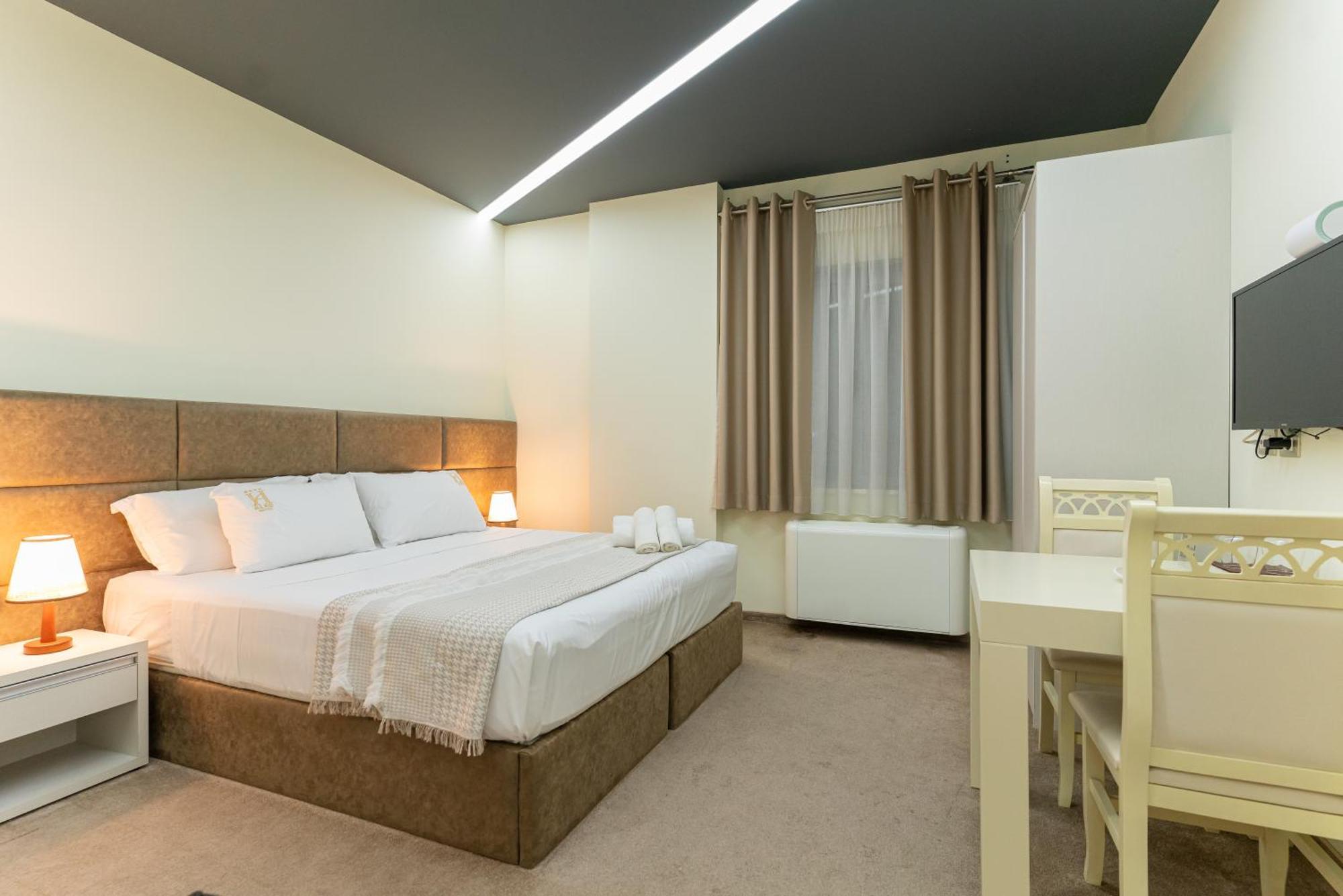 Alko Hotel Шкодер Экстерьер фото