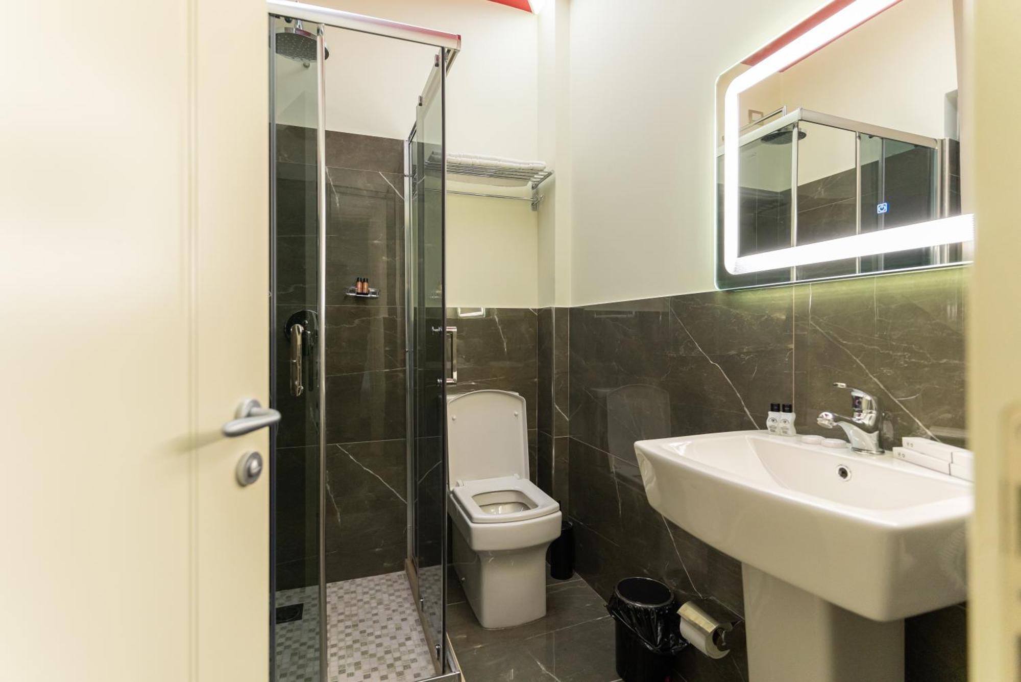 Alko Hotel Шкодер Экстерьер фото