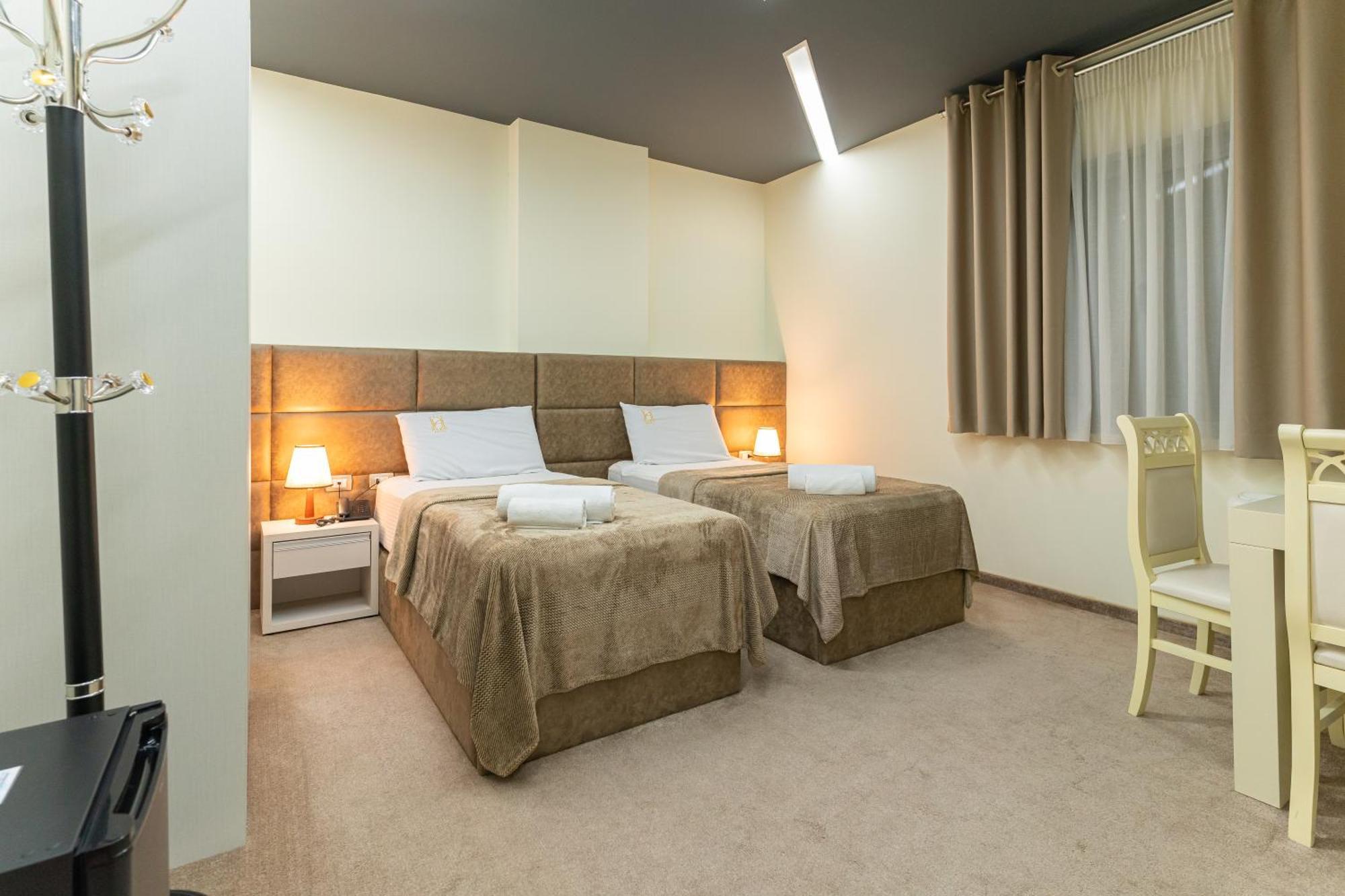 Alko Hotel Шкодер Экстерьер фото