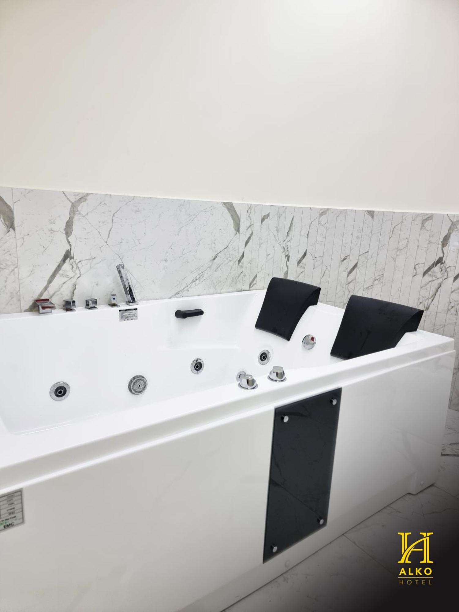 Alko Hotel Шкодер Экстерьер фото